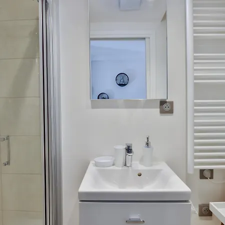 Apartmán Cosy Et Elegant 2p Wifi-ac *